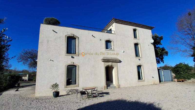 Bastide - 247 m² - 6 pièces