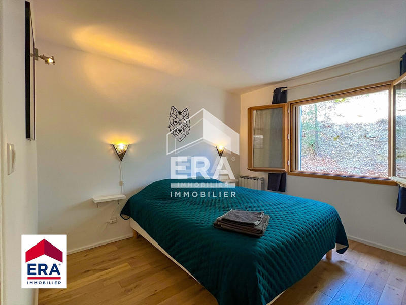 Maison - 210 m² - 8 pièces