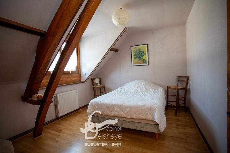 Maison - 186 m² - 8 pièces