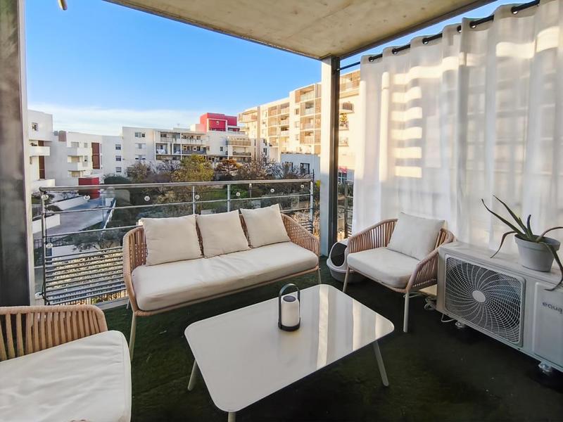 Appartement - 80 m² - 4 pièces