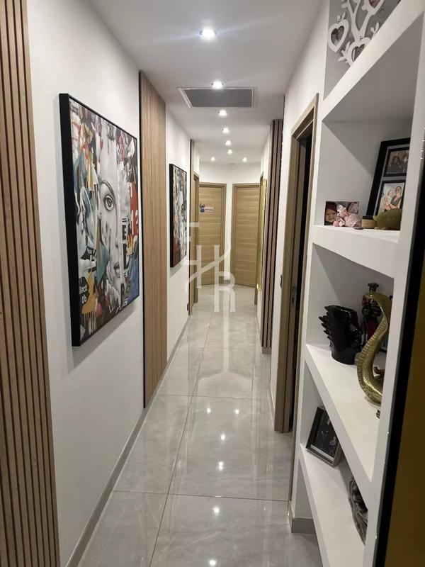 Maison - 162 m² - 5 pièces