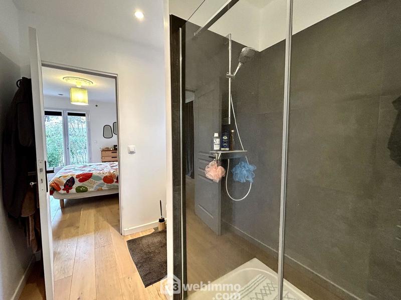 Maison - 206 m² - 6 pièces