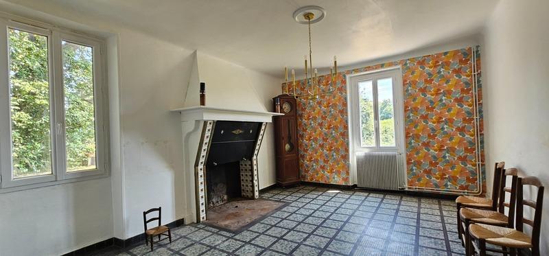 Maison - 208 m² - 7 pièces