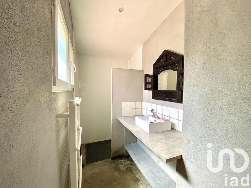 Maison - 303 m² - 19 pièces