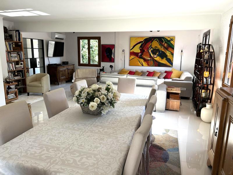 Maison - 140 m² - 6 pièces