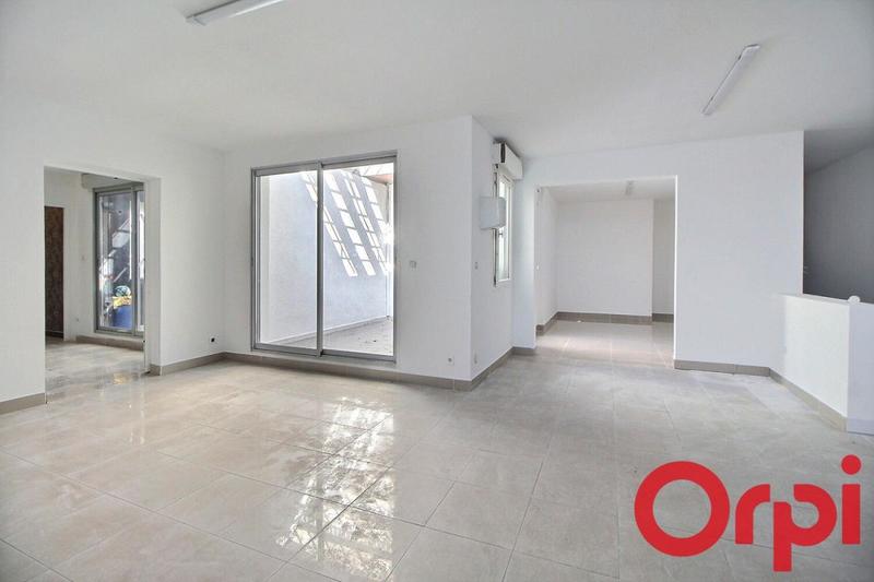 Local commercial - 186 m²