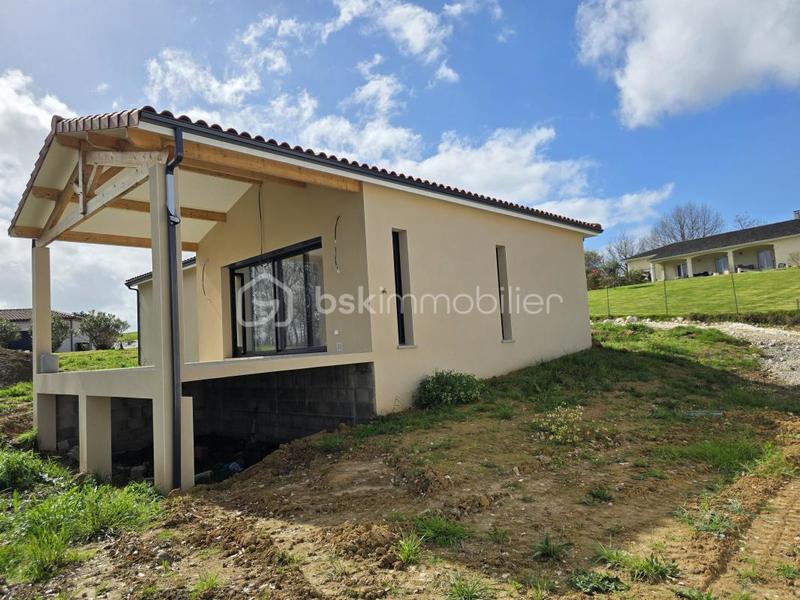 Maison - 91 m² - 4 pièces