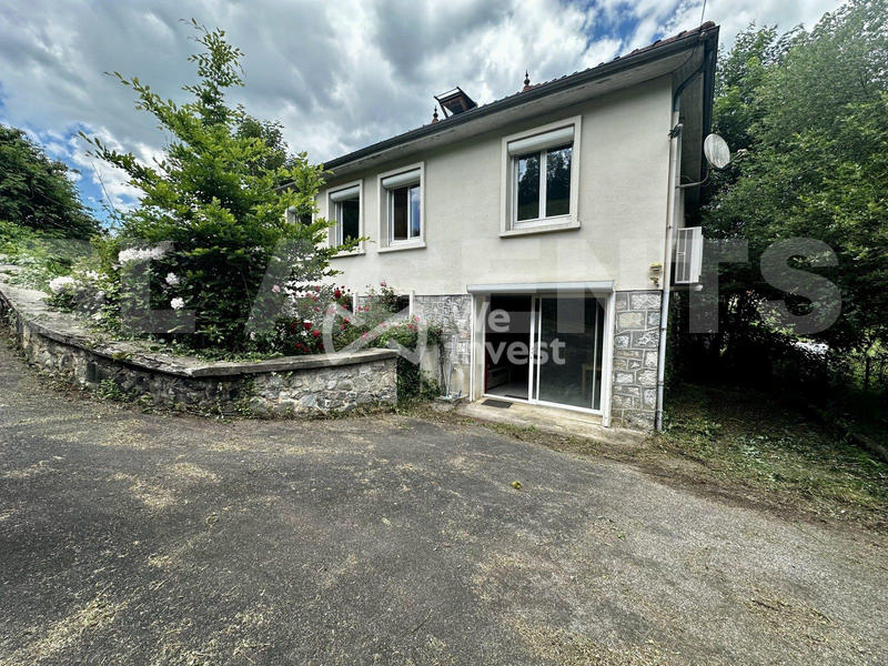 Maison - 132 m² - 7 pièces