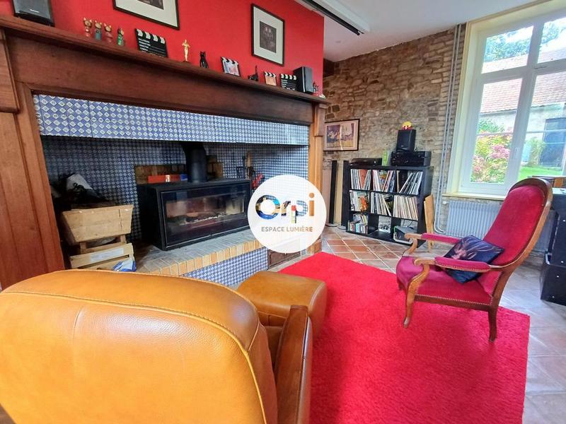 Longère - 271 m² - 6 pièces