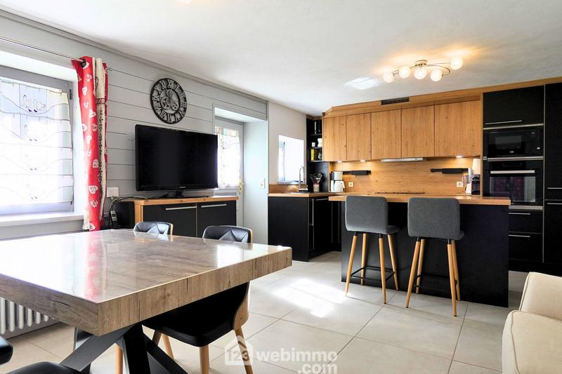 Appartement - 103 m² - 5 pièces