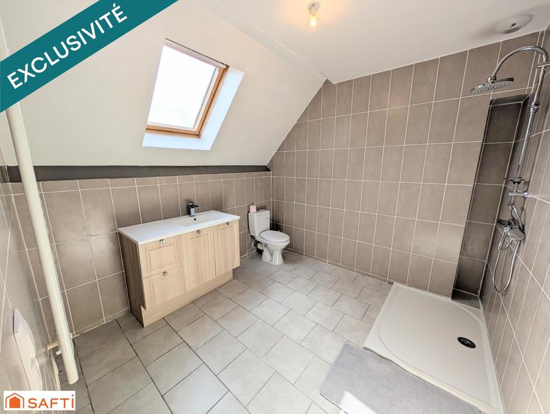 Maison - 243 m² - 9 pièces