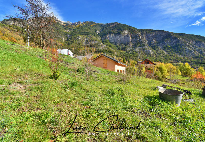 Terrain constructible - 936 m²