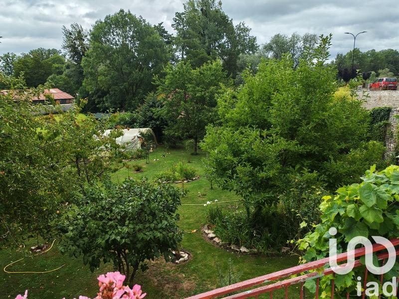 Maison - 240 m² - 10 pièces