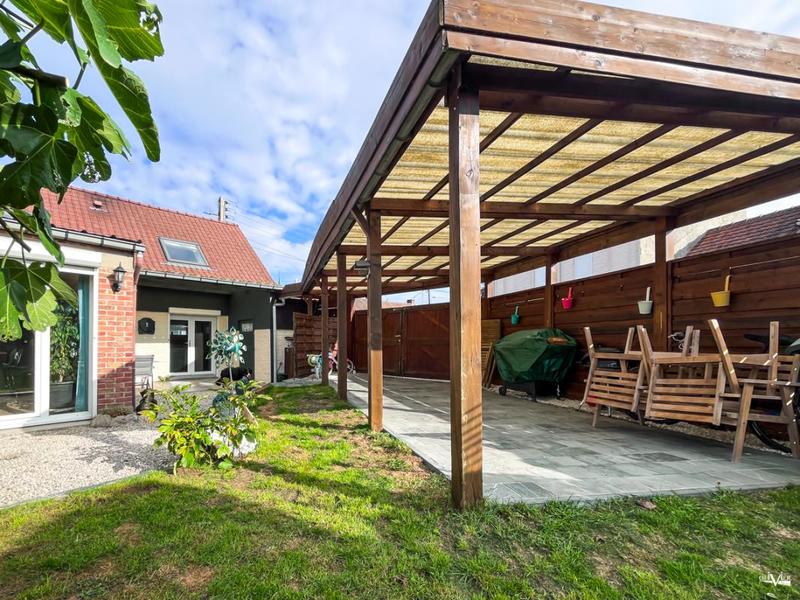 Maison - 101 m² - 5 pièces