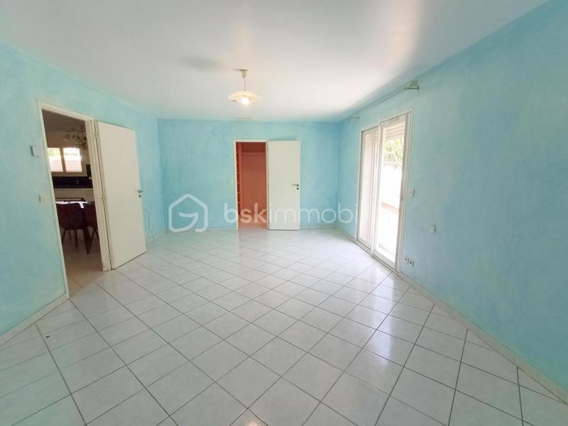 Maison traditionnelle - 177 m² - 7 pièces