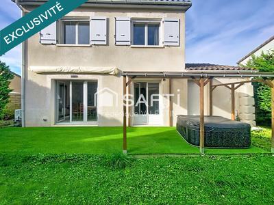 Maison - 90 m² - 4 pièces