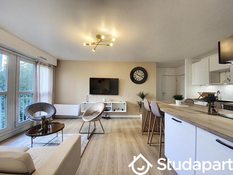 Chambre - 10 m² - 1 pièce