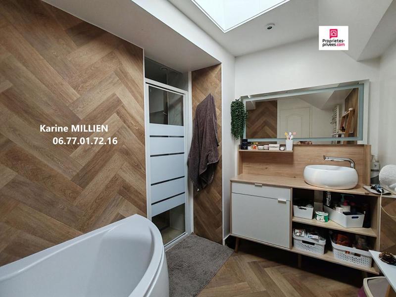 Maison - 170 m² - 8 pièces