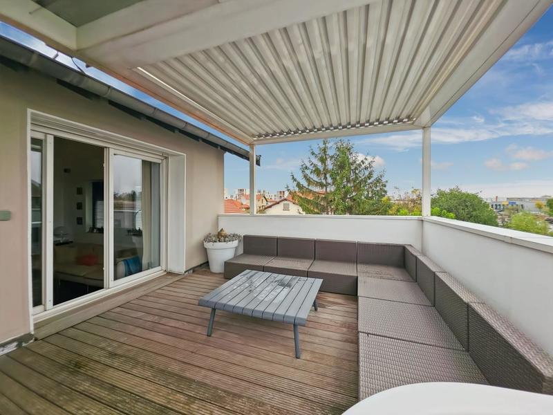 Appartement - 93 m² - 4 pièces