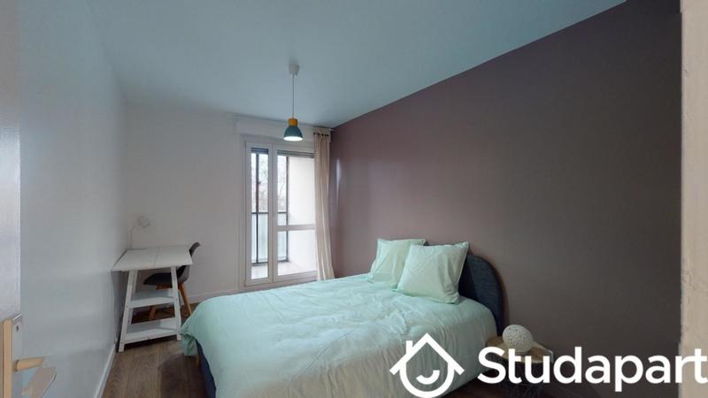 Chambre - 13 m² - 1 pièce