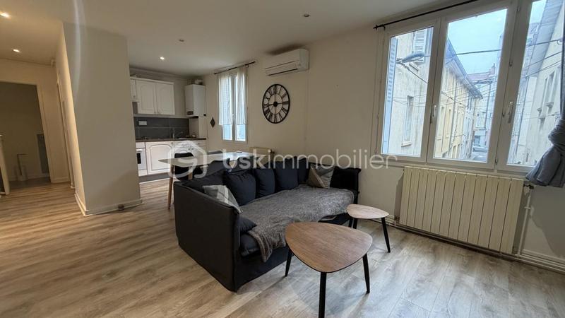 Appartement - 56 m² - 3 pièces