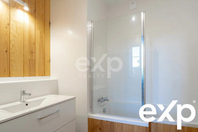 Appartement - 90 m² - 4 pièces