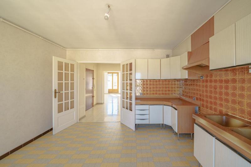 Appartement - 91 m² - 3 pièces