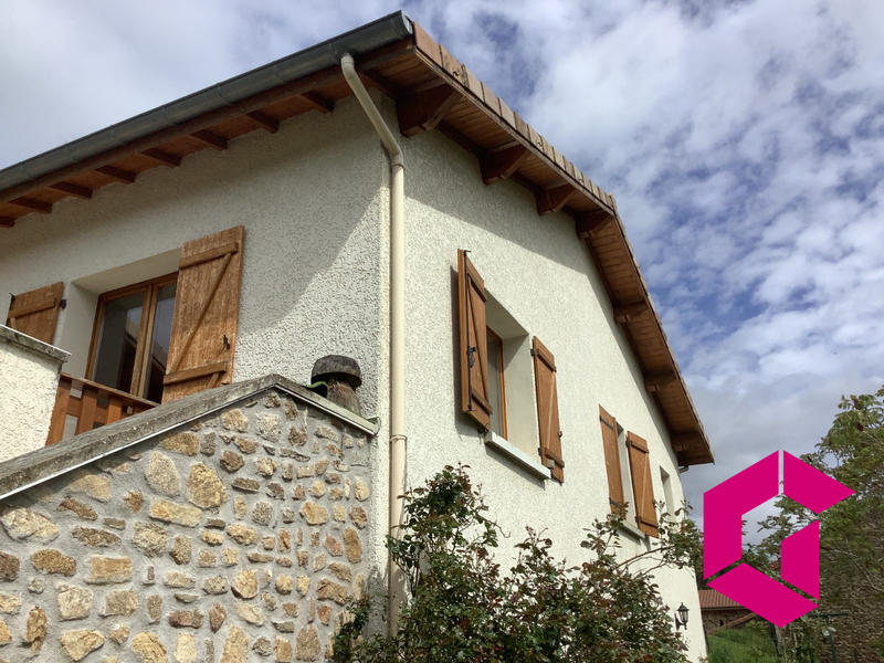 Villa - 151 m² - 6 pièces