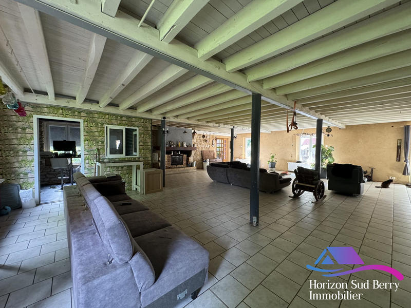 Maison - 426 m² - 11 pièces