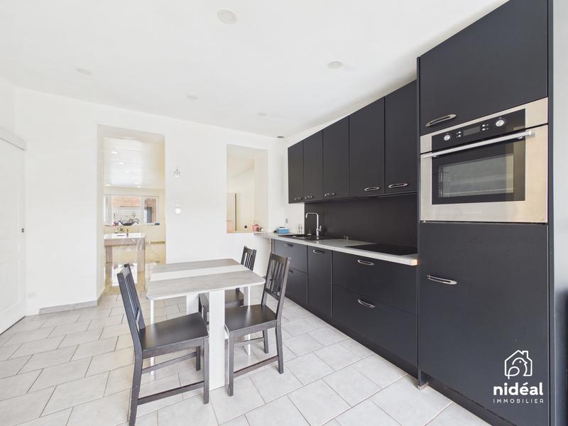 Maison - 104 m² - 4 pièces