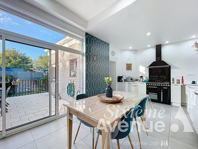 Maison - 128 m² - 5 pièces