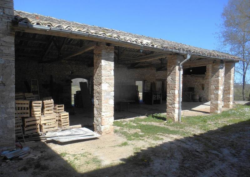 Propriété - 790 m² - 7 pièces