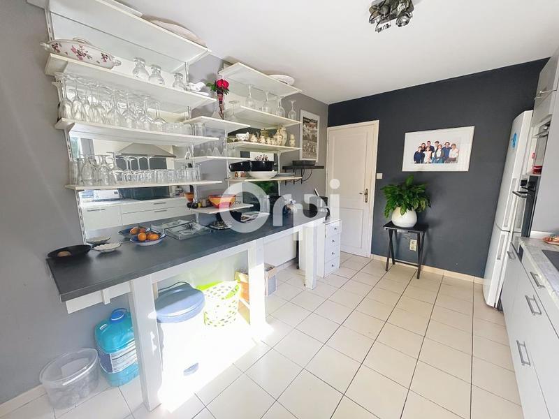 Maison - 145 m² - 6 pièces