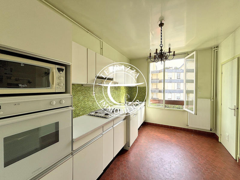 Appartement - 138 m² - 5 pièces