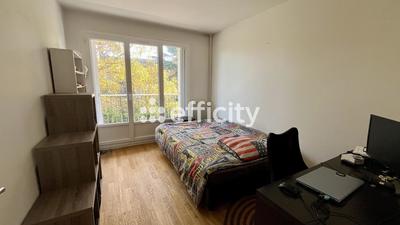 Appartement - 100 m² - 4 pièces