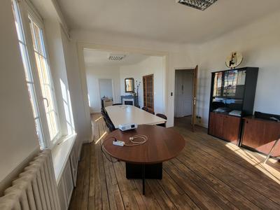 Bureau - 149 m² - 6 pièces