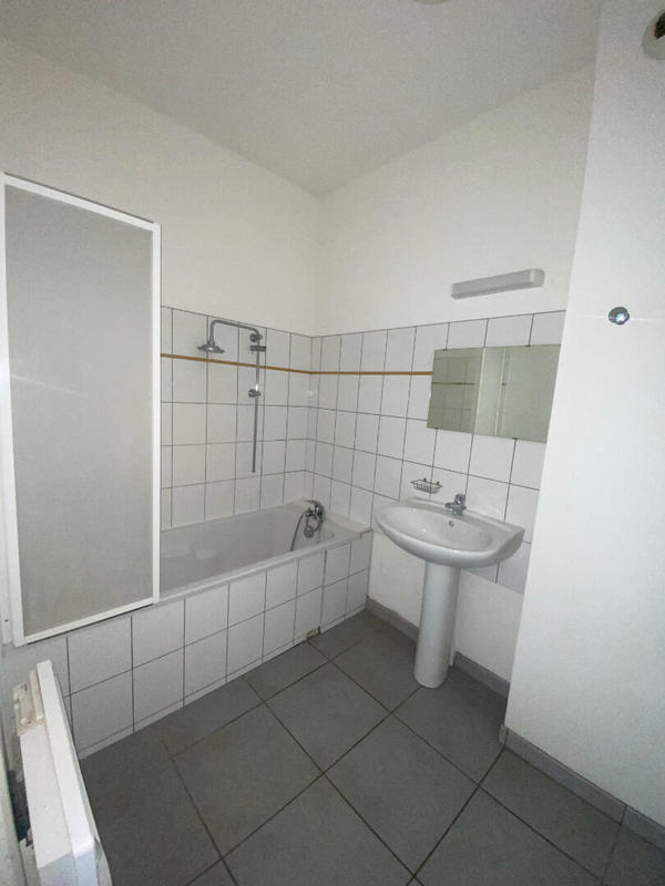 Appartement - 77 m² - 3 pièces