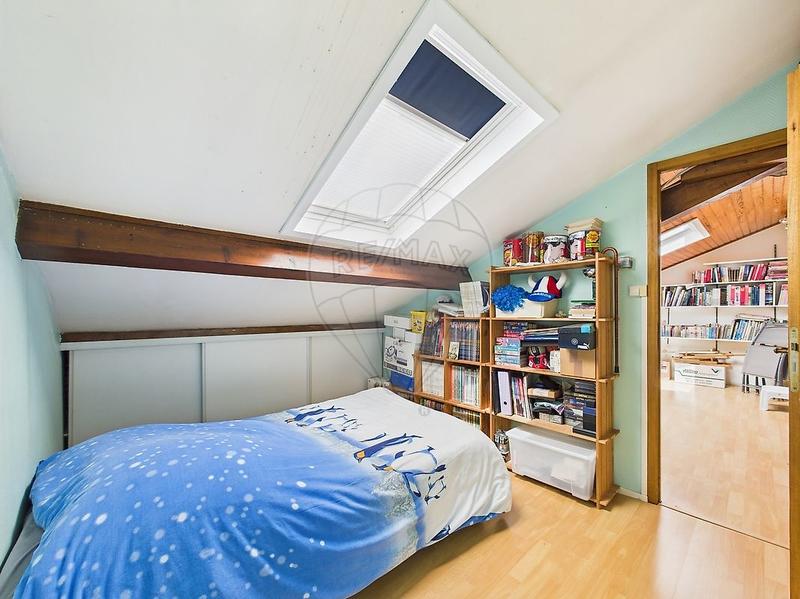 Duplex - 122 m² - 6 pièces