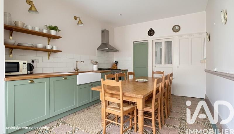 Maison - 145 m² - 6 pièces