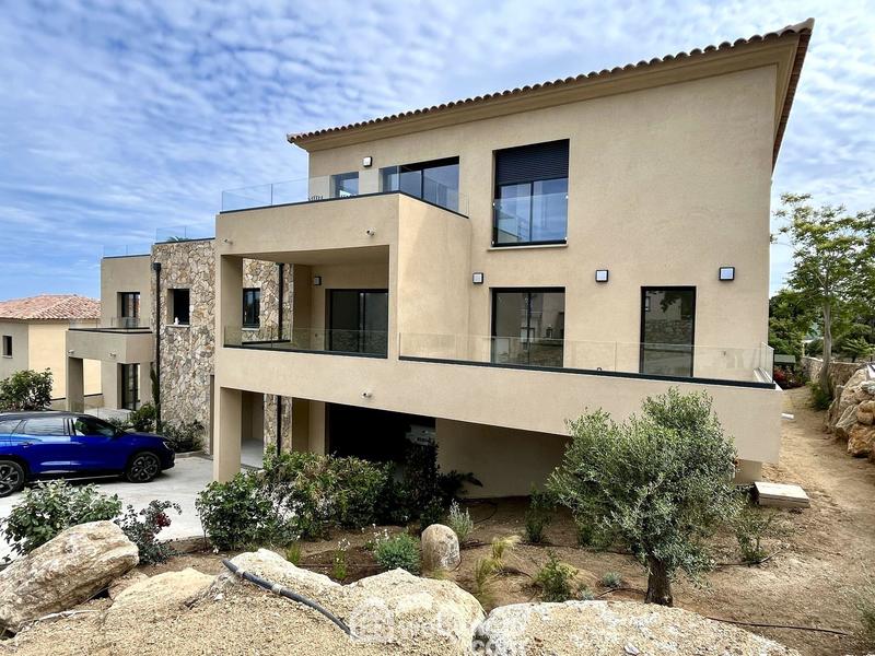 Appartement - 83 m² - 3 pièces