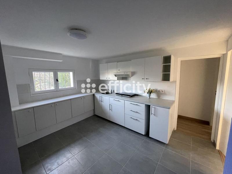 Maison - 170 m² - 7 pièces