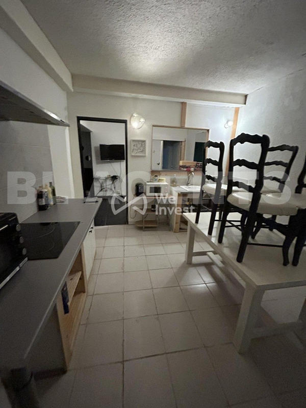 Appartement - 100 m² - 2 pièces