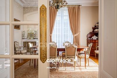 Maison bourgeoise - 260 m² - 10 pièces