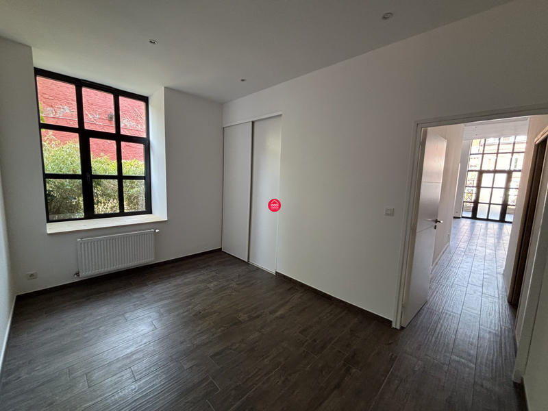 Loft - 88 m² - 3 pièces