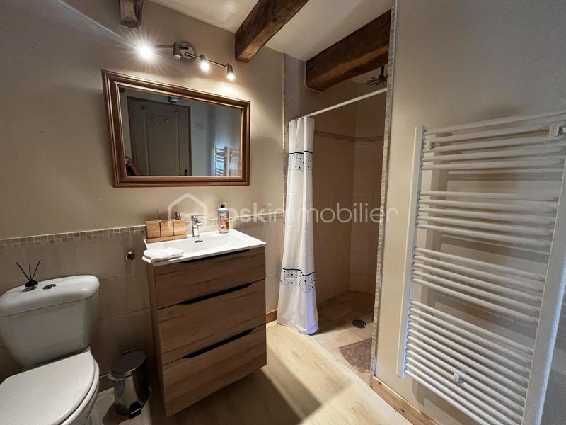 Maison en pierre - 200 m² - 6 pièces