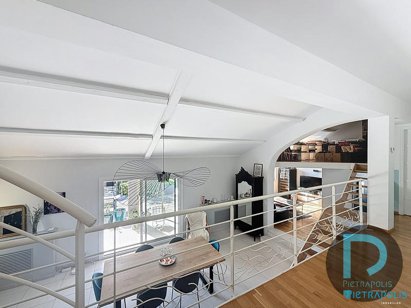 Villa - 183 m² - 5 pièces