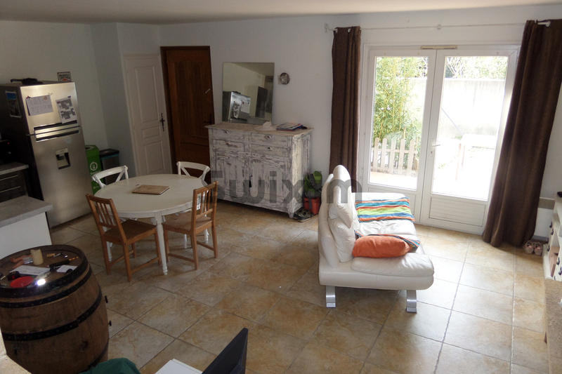 Villa - 90 m² - 4 pièces