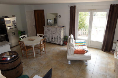 Villa - 90 m² - 4 pièces