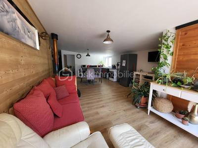 Corps de ferme - 269 m² - 11 pièces