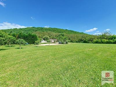 Maison - 145 m² - 7 pièces